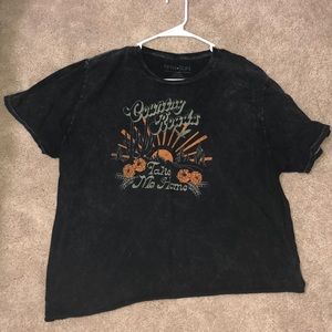 Women’s graphic tee!